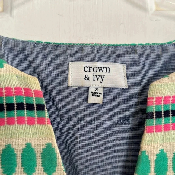 Crown and Ivy Blue Tank Size Small - Picture 3 of 3